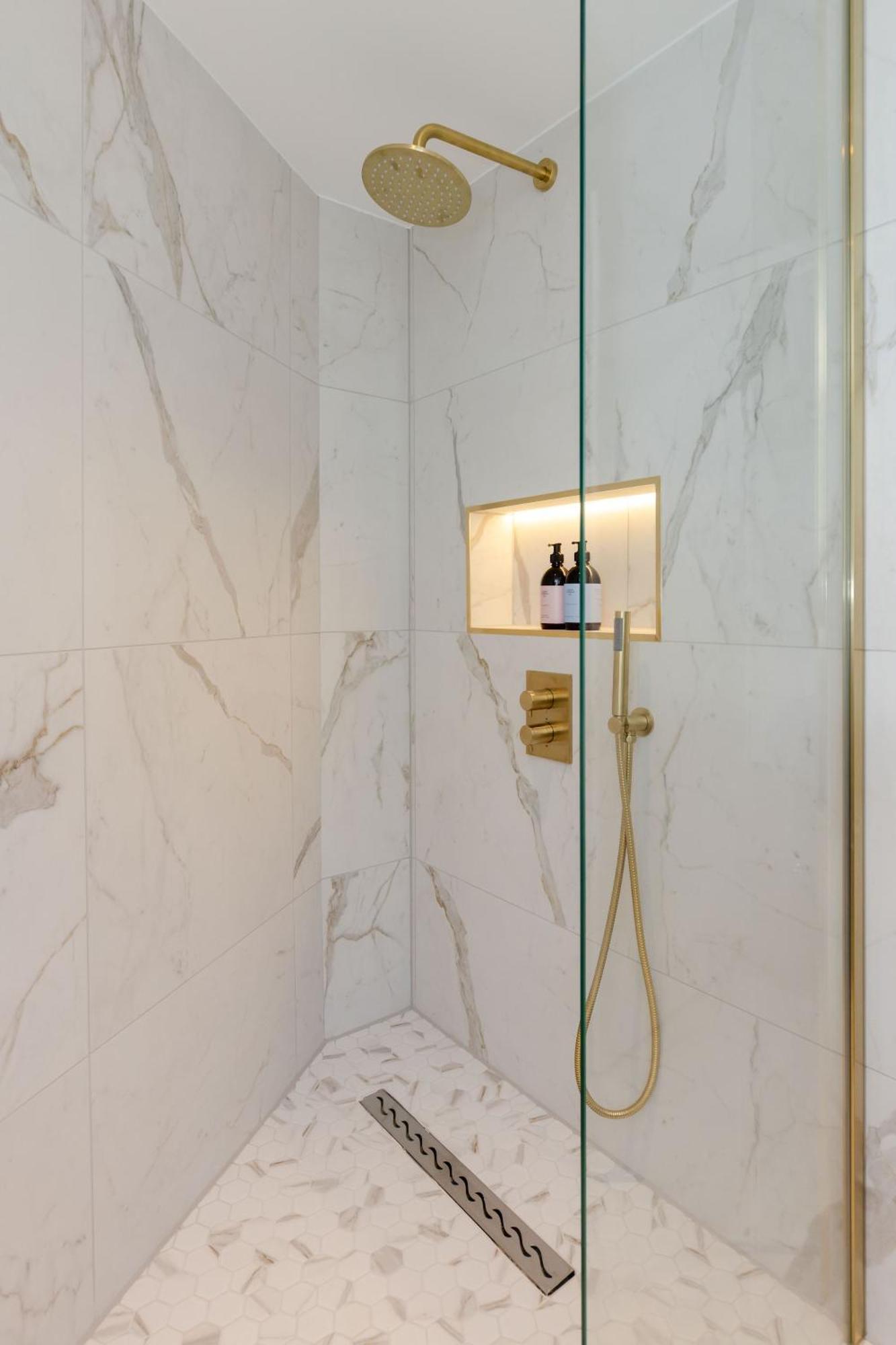 Dragon Suites Luxury Serviced Apartments At Walker Street EDI Eksteriør bilde